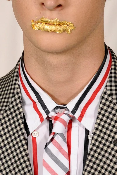 Look 76